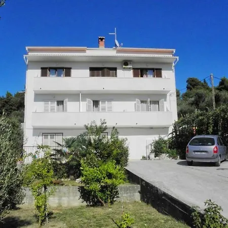 With A Parking Space Banjol, Rab - 22422 Apartment